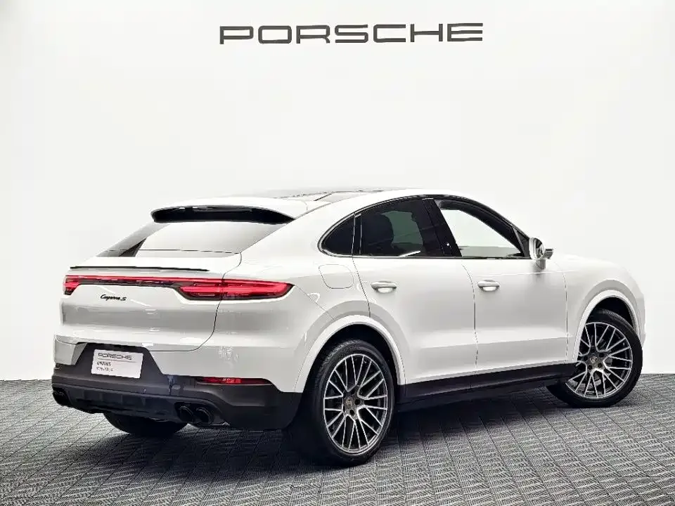 Porsche Cayenne — фото 9