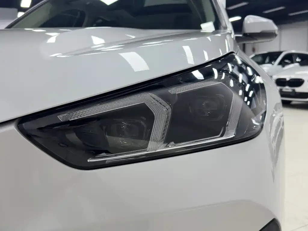 BMW X1 — фото 2