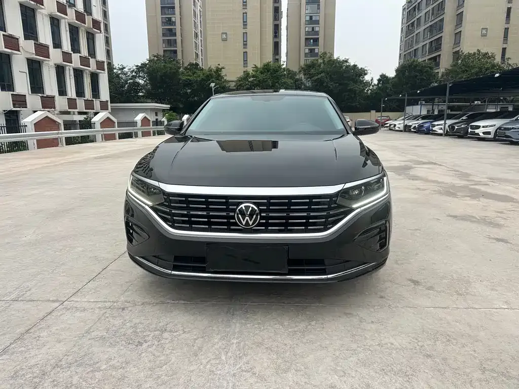 Volkswagen Passat — фото 5