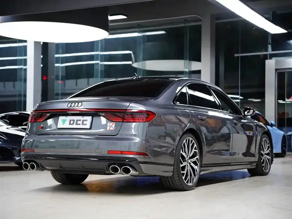 Audi S8 2021 из CN, фото 4