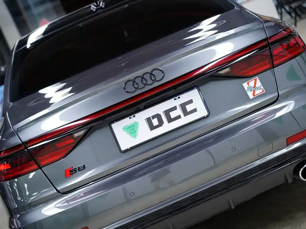 Audi S8 2021 из CN, фото 9