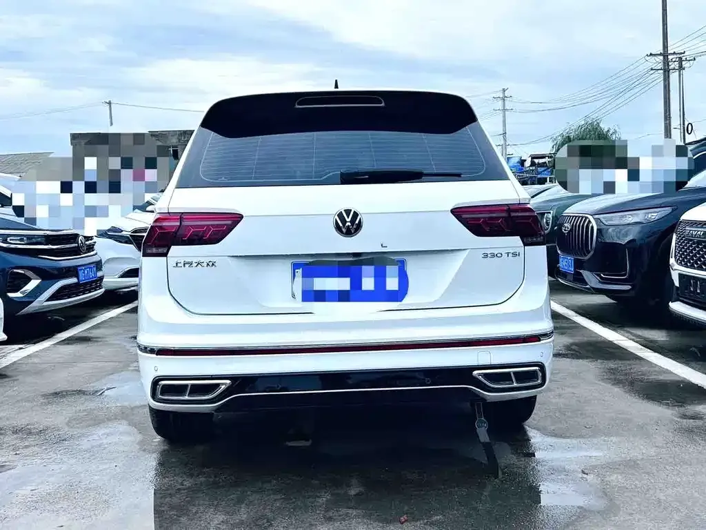Volkswagen Tiguan L — фото 2