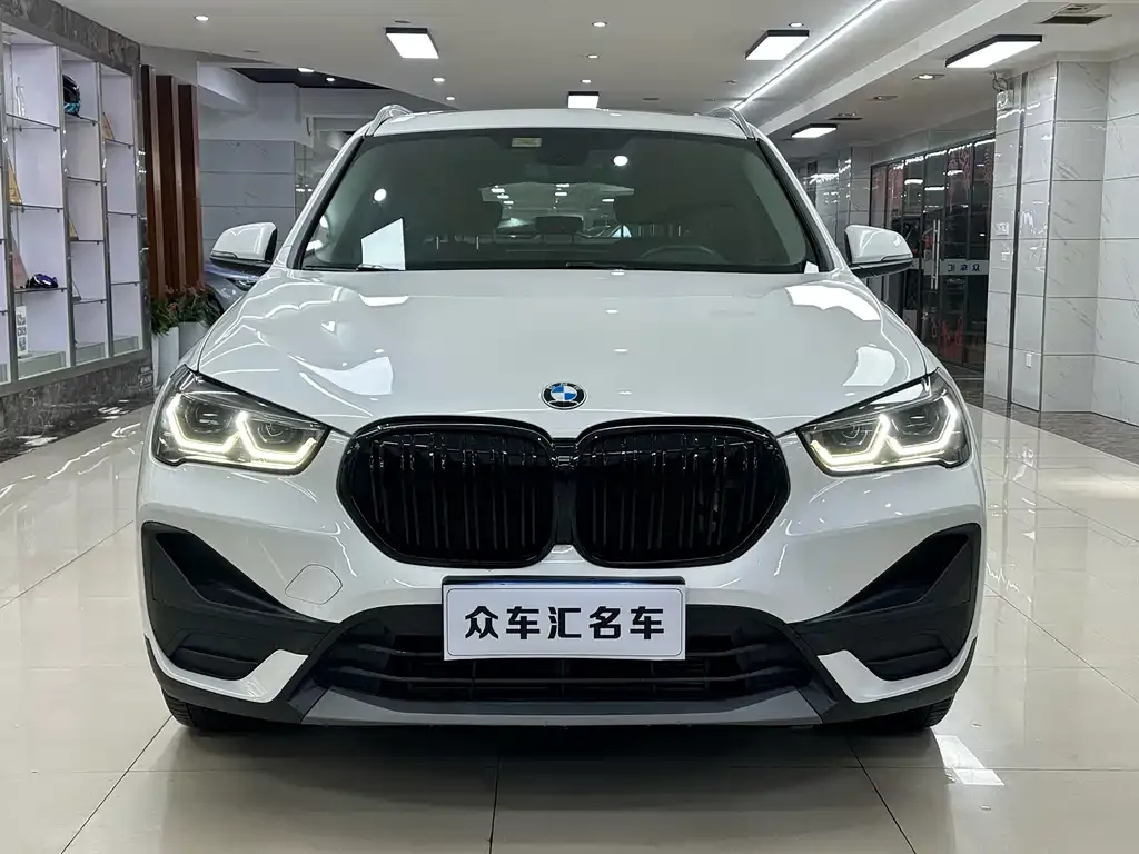 BMW X1 — фото 2