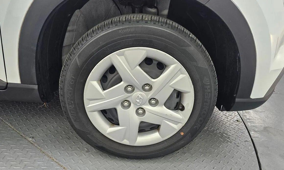 Hyundai Venue 2021 из KR, фото 8
