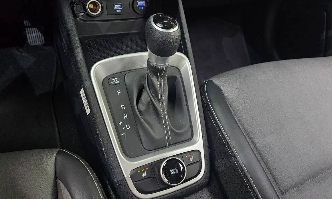 Hyundai Venue 2021 из KR, фото 4