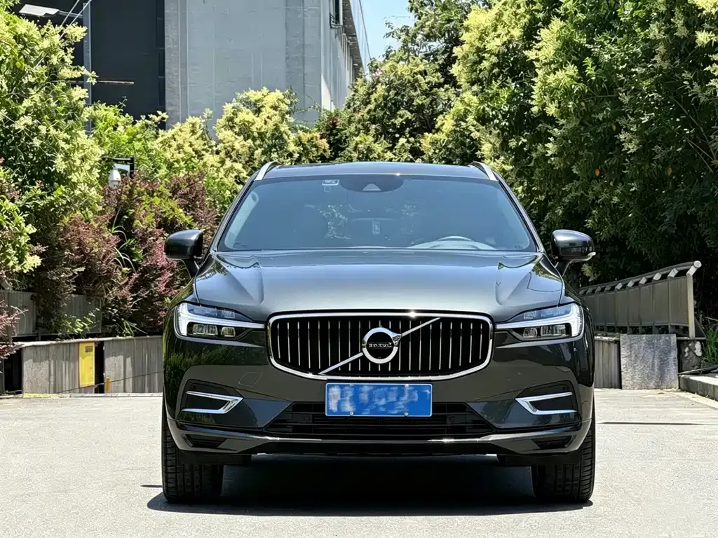 Volvo XC60 2021 из CN, фото 7