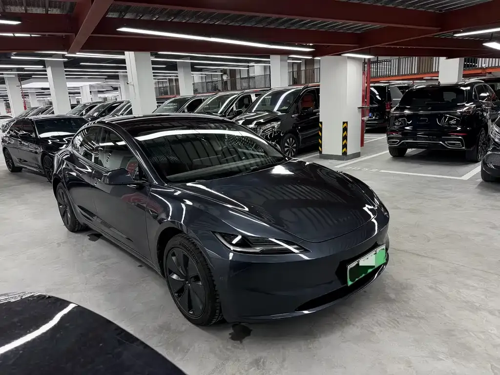 Tesla Model 3 — фото 5