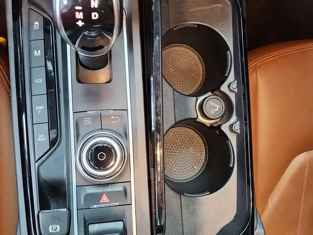 Maserati Levante 2021 из CN, фото 9