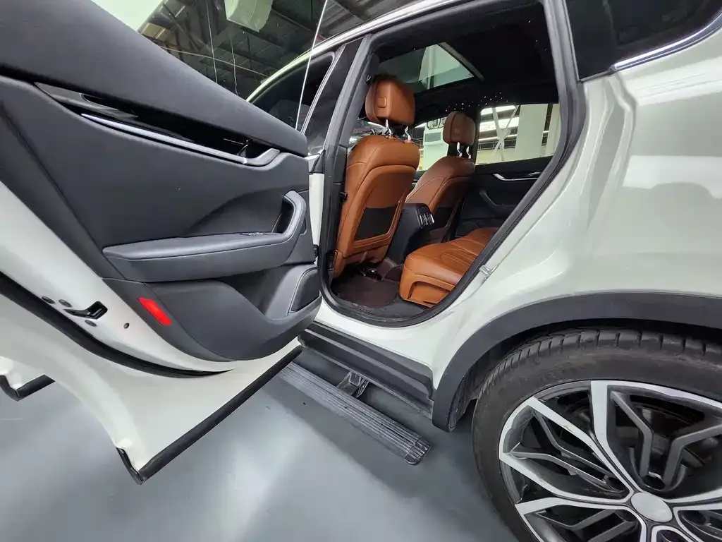 Maserati Levante 2021 из CN, фото 4