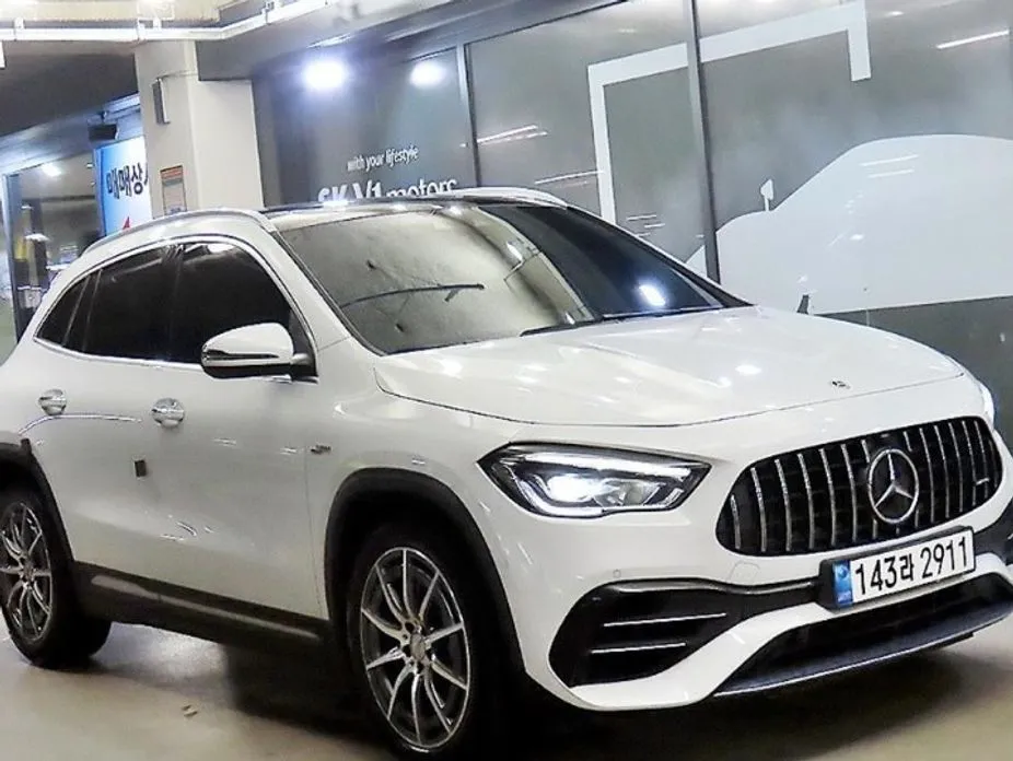 Mercedes-Benz GLA-Class