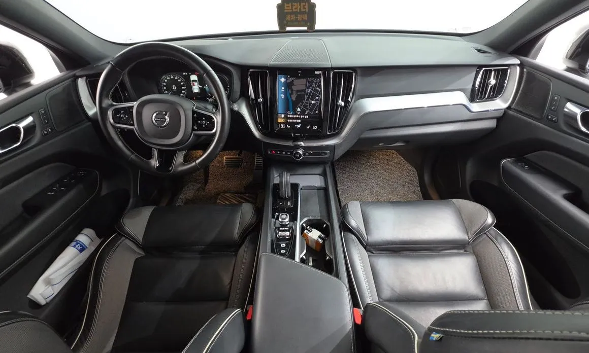 Volvo XC60 2021 из KR, фото 9