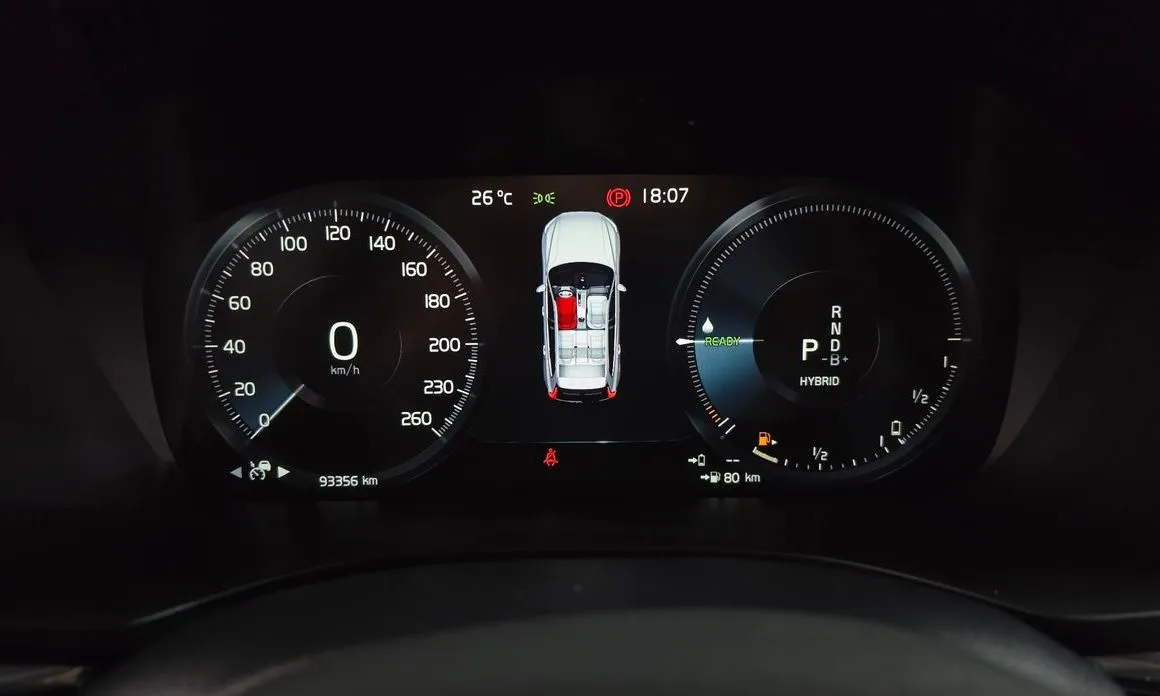 Volvo XC60 2021 из KR, фото 3