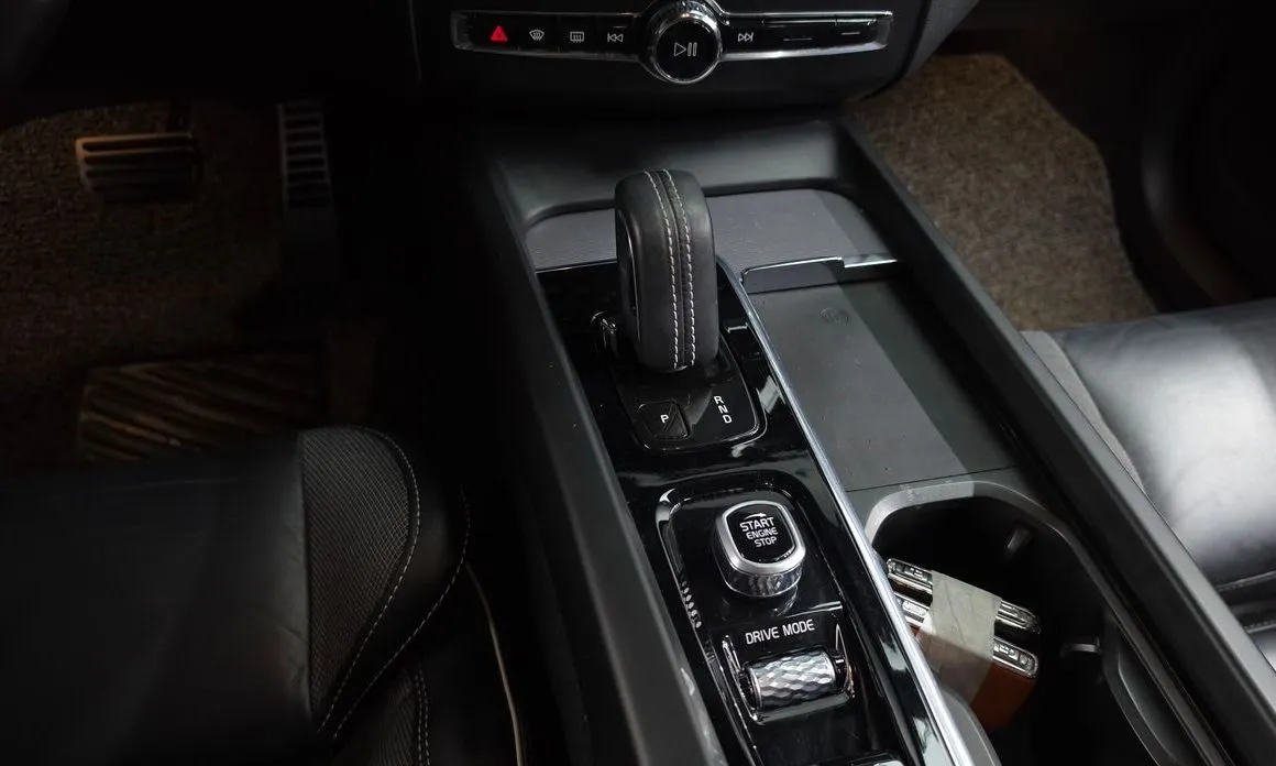 Volvo XC60 2021 из KR, фото 4