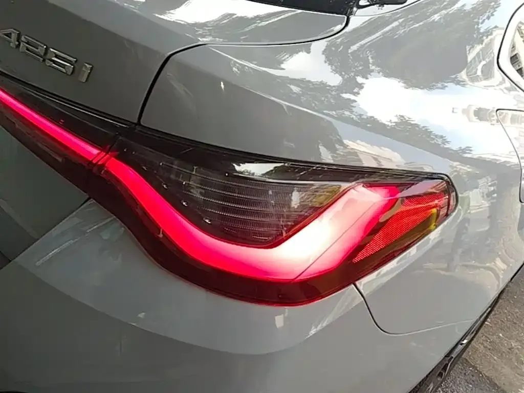 BMW 4 Series — фото 1