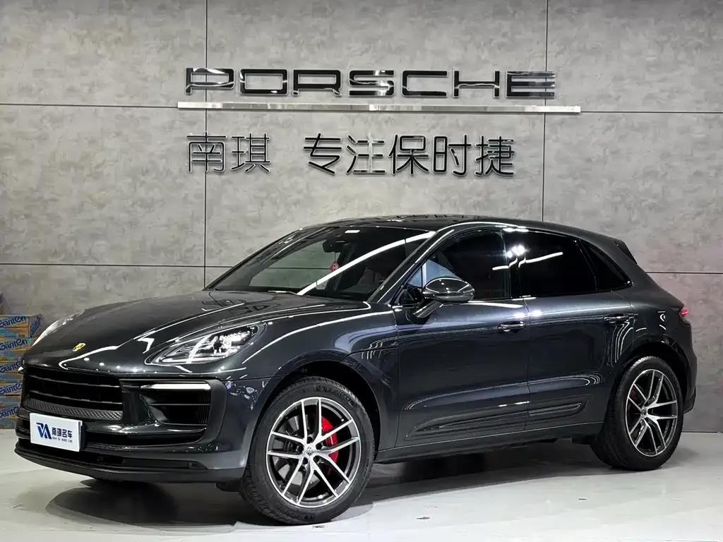 Porsche Macan — фото 1