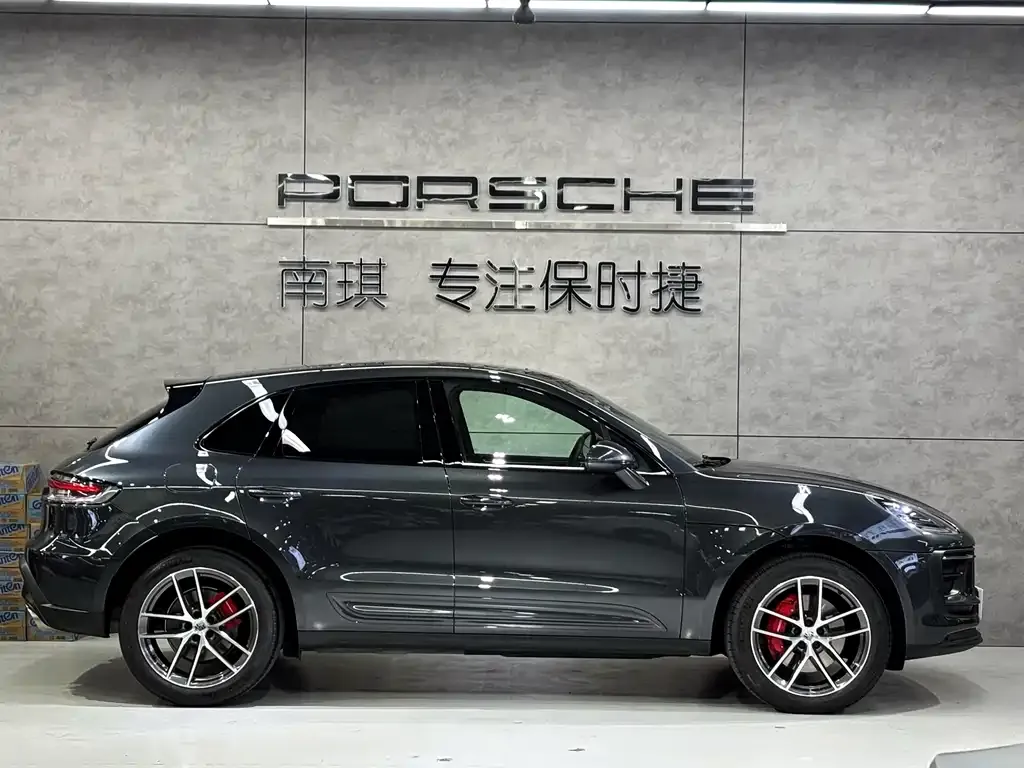Porsche Macan — фото 7