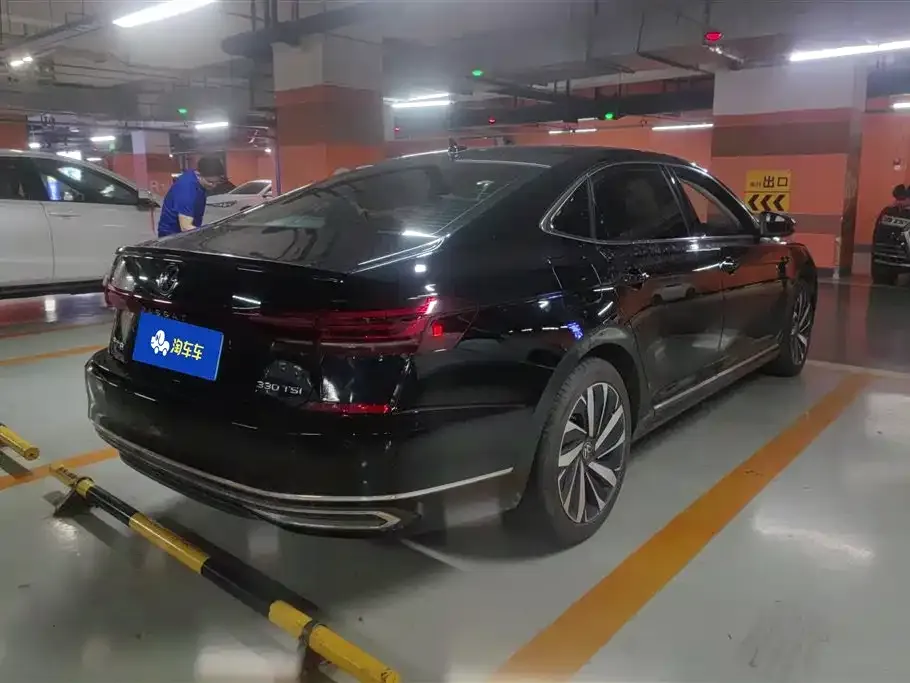 Volkswagen Passat — фото 2
