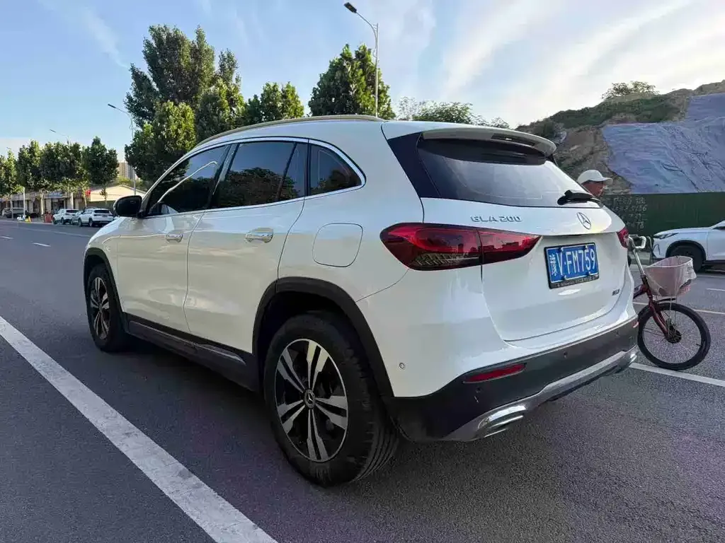 Mercedes-Benz GLA — фото 3