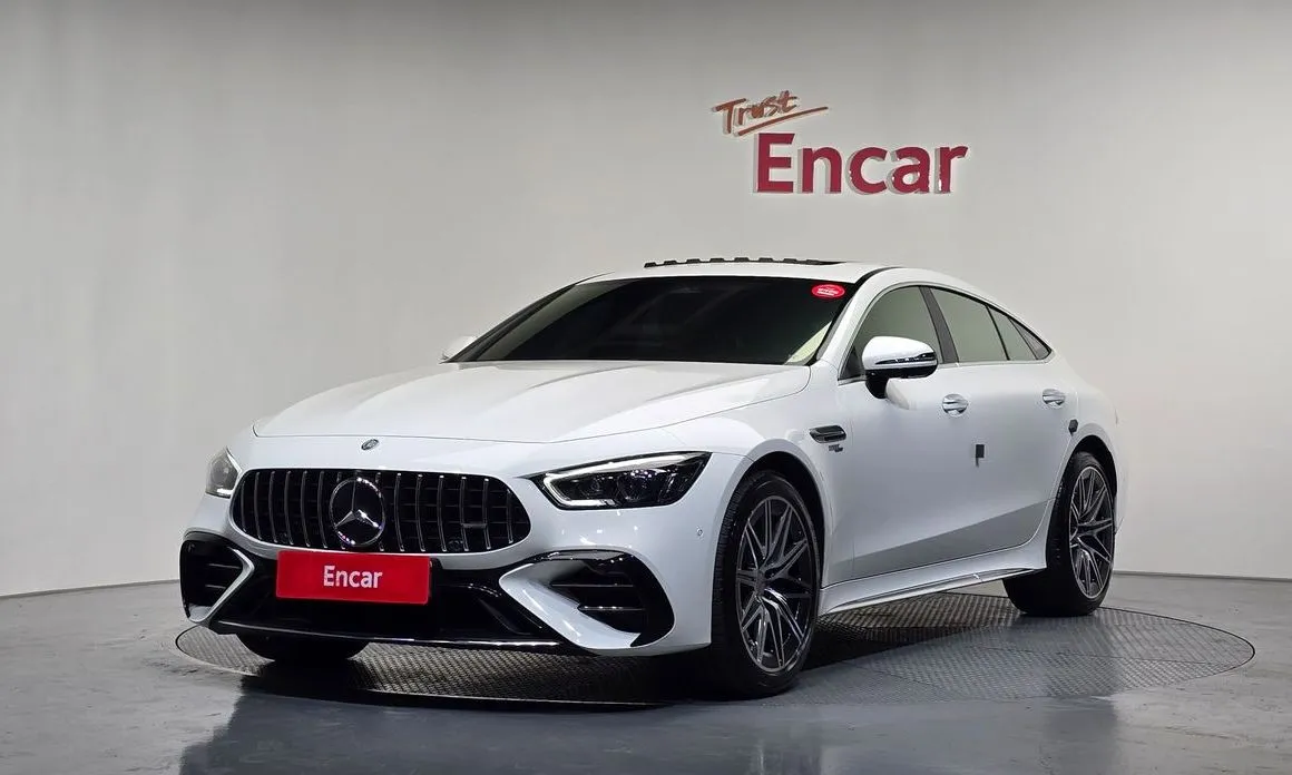 Mercedes-Benz AMG GT — фото 1