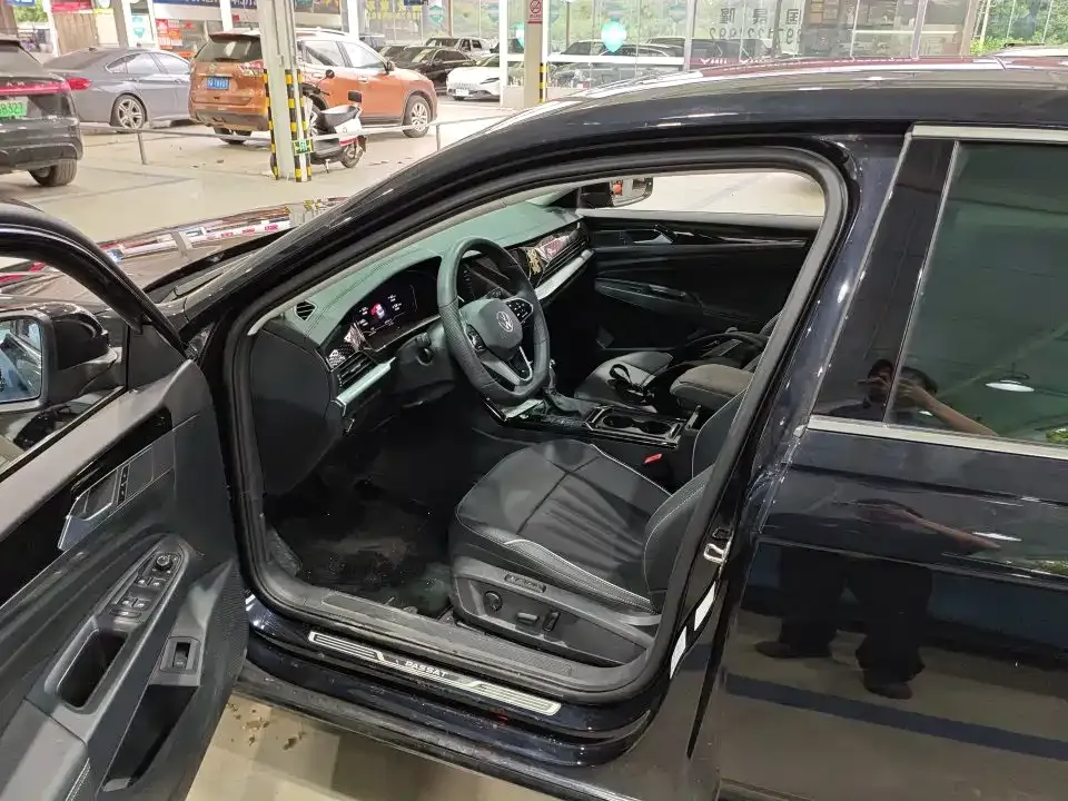Volkswagen Passat — фото 6