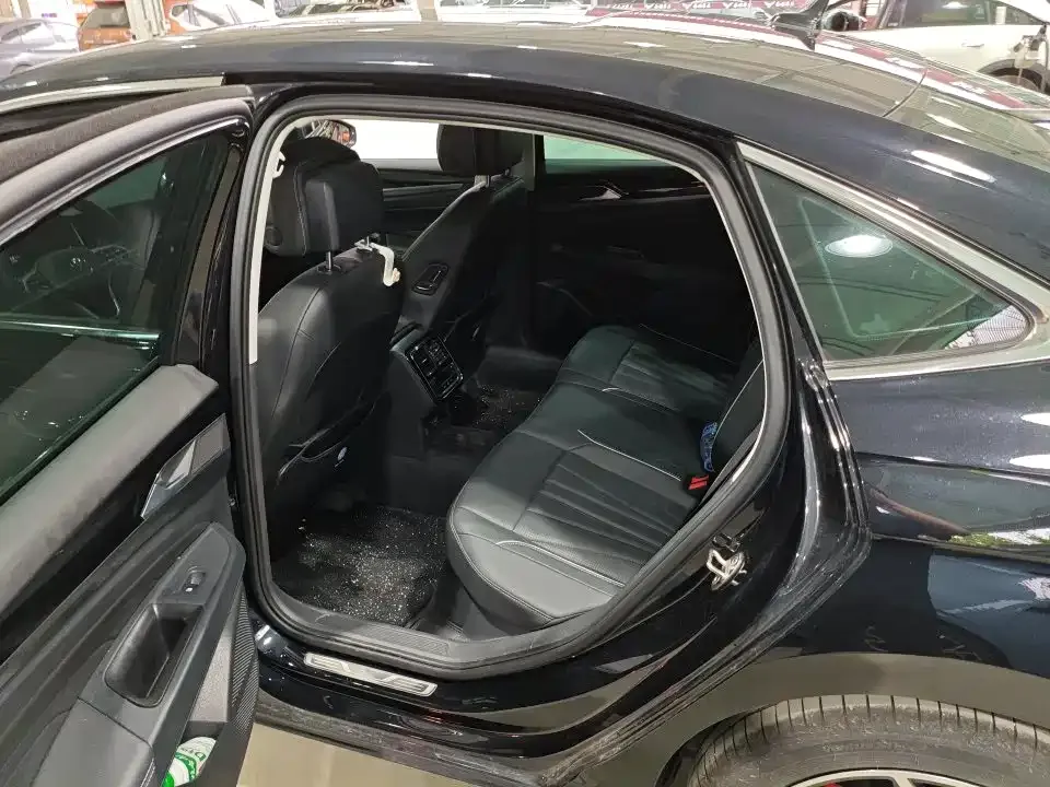 Volkswagen Passat — фото 4