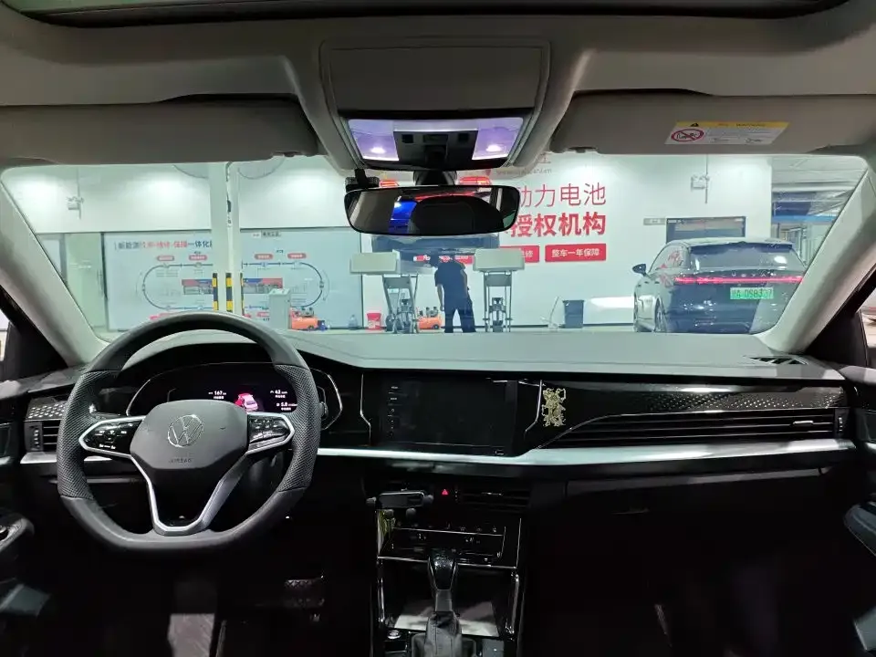 Volkswagen Passat — фото 2