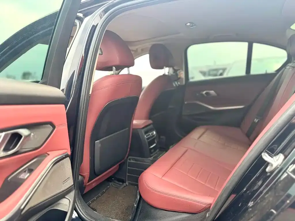 BMW 3 Series 2021 из CN, фото 8