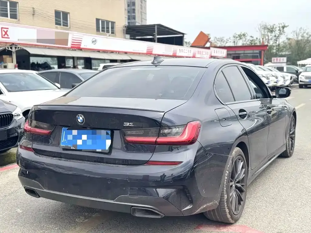 BMW 3 Series 2021 из CN, фото 9
