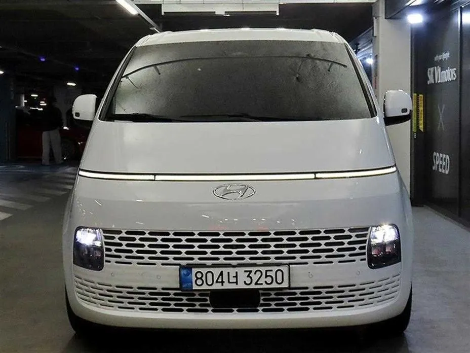 Hyundai Staria 2023 из KR, фото 9