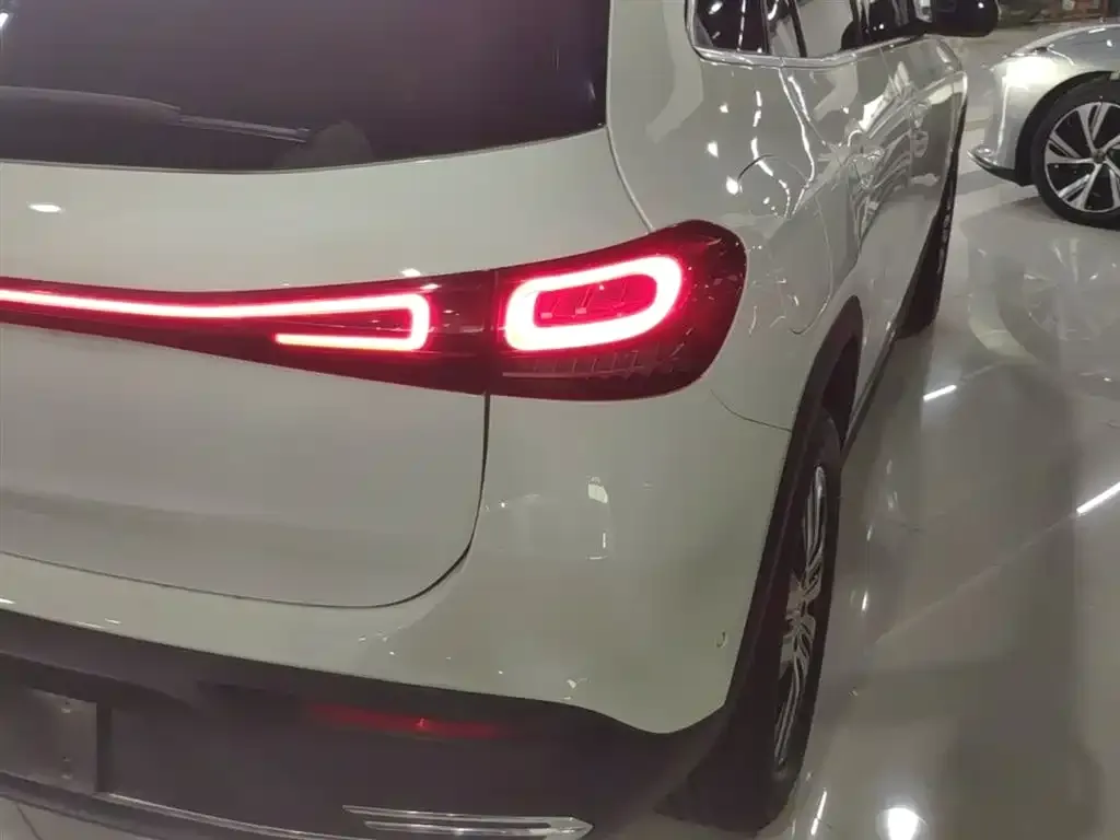 Mercedes-Benz EQA 2025 из CN, фото 3