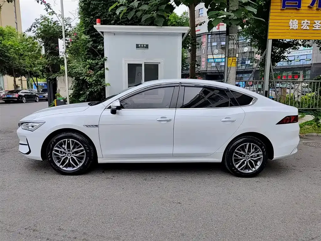 BYD Qin PLUS 2024 из CN, фото 8