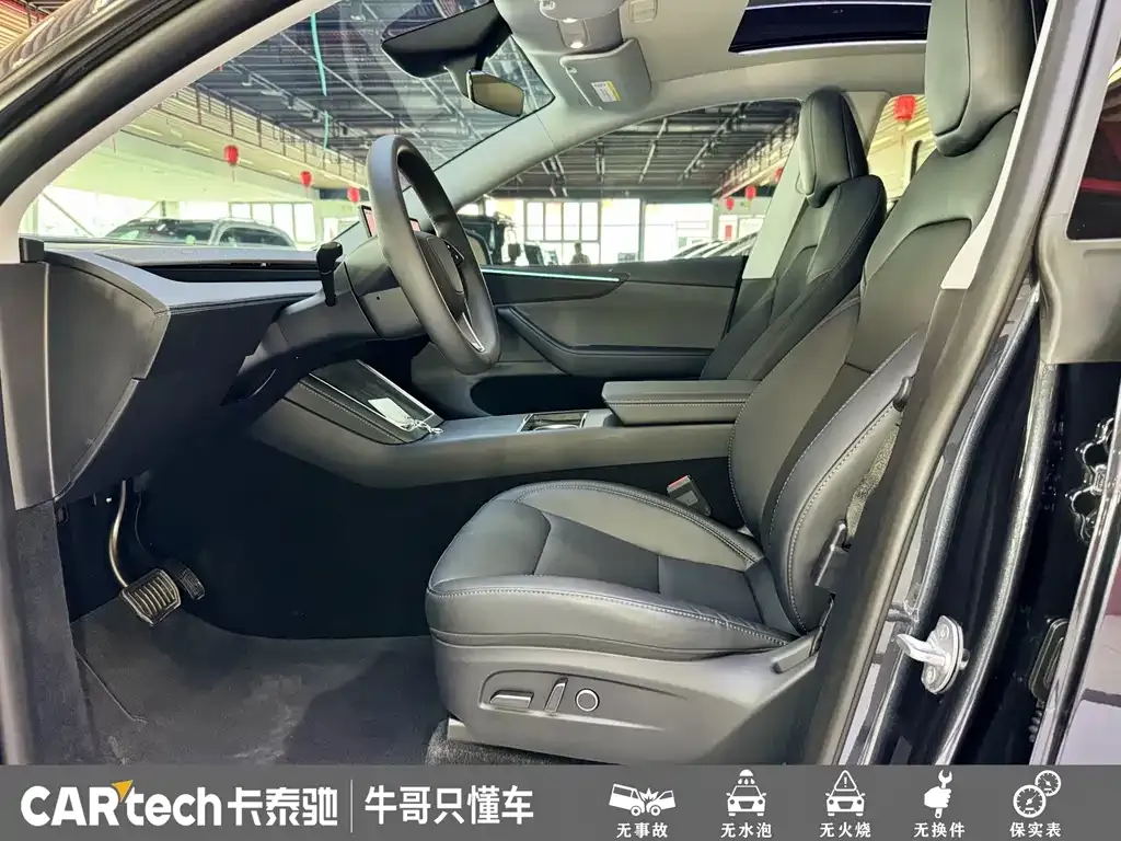 Tesla Model Y — фото 10