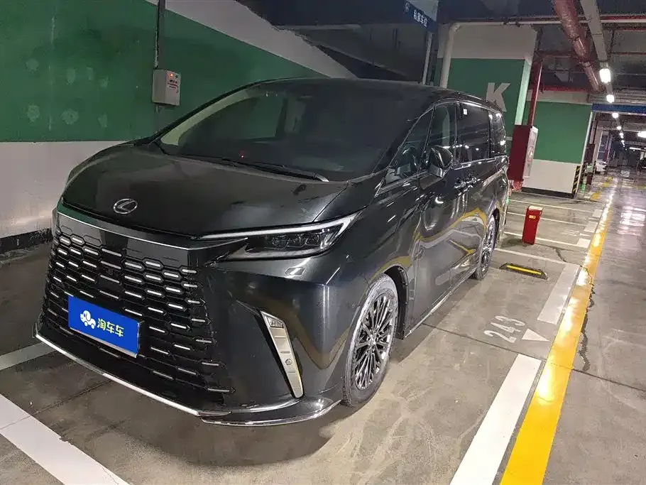 Lexus LM 2024 из CN, фото 1