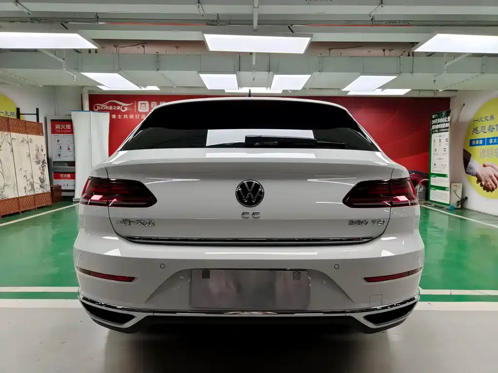 Volkswagen CC — фото 3
