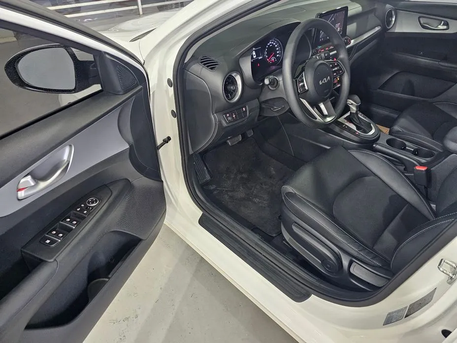Kia K3 2023 из KR, фото 10