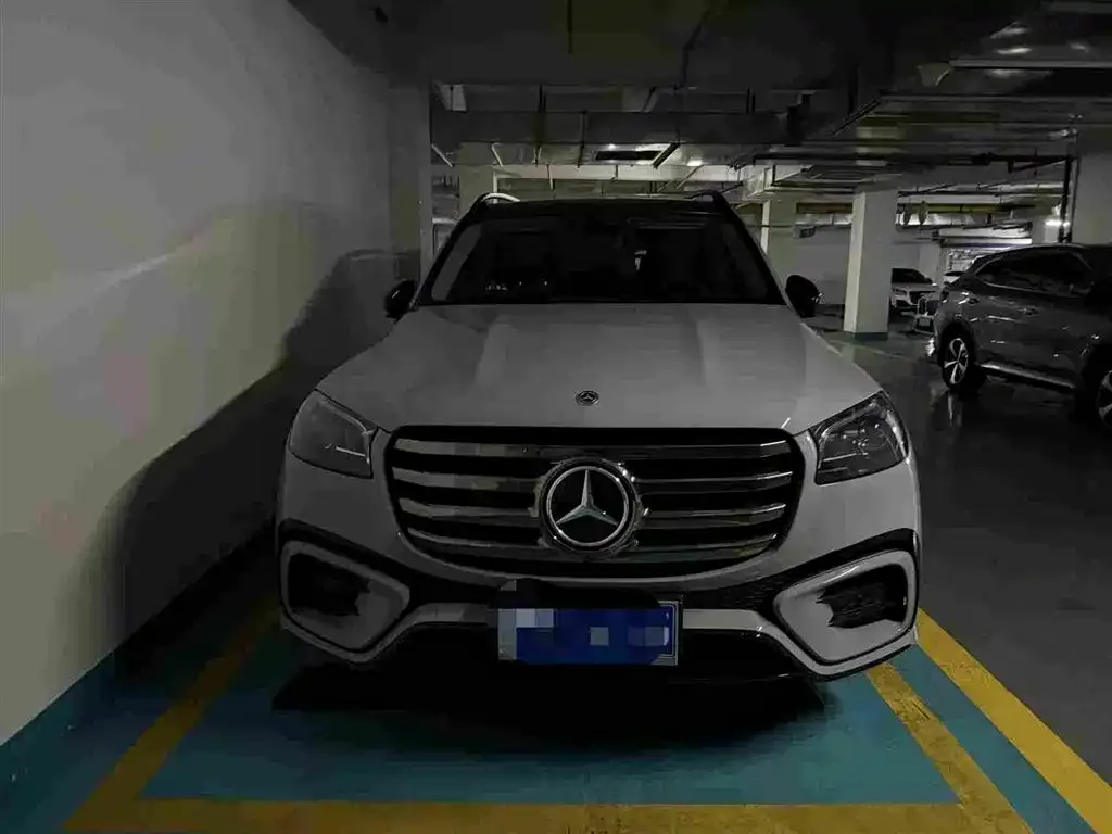 Mercedes-Benz GLS — фото 4