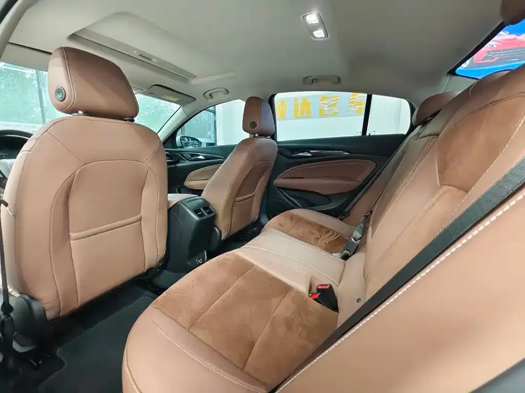 Buick Regal — фото 2