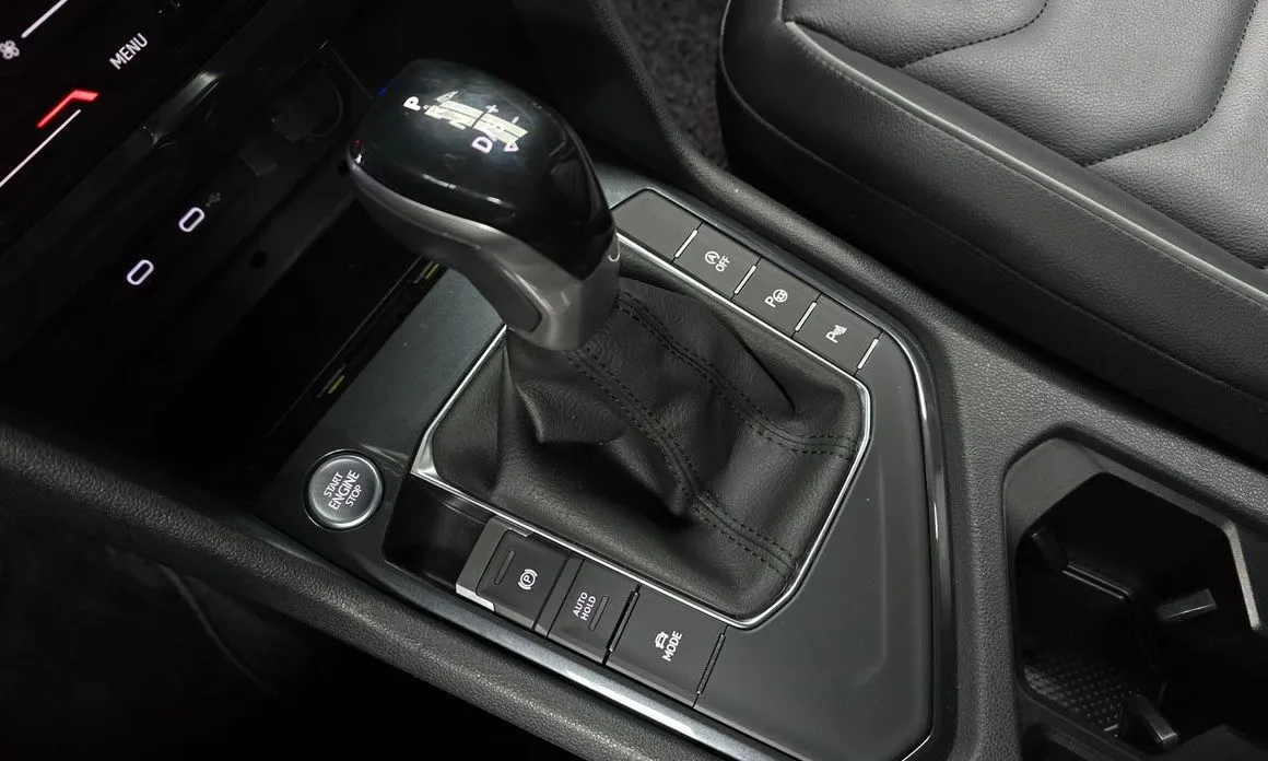 Volkswagen Tiguan 2021 из KR, фото 8