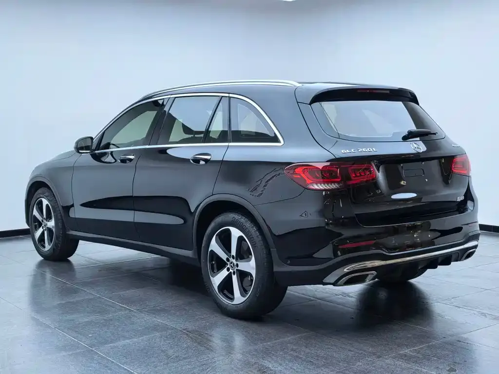 Mercedes-Benz GLC — фото 7