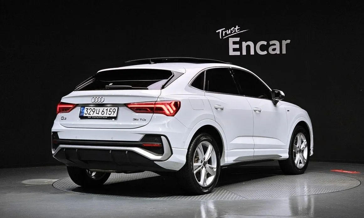 Audi Q3 — фото 9