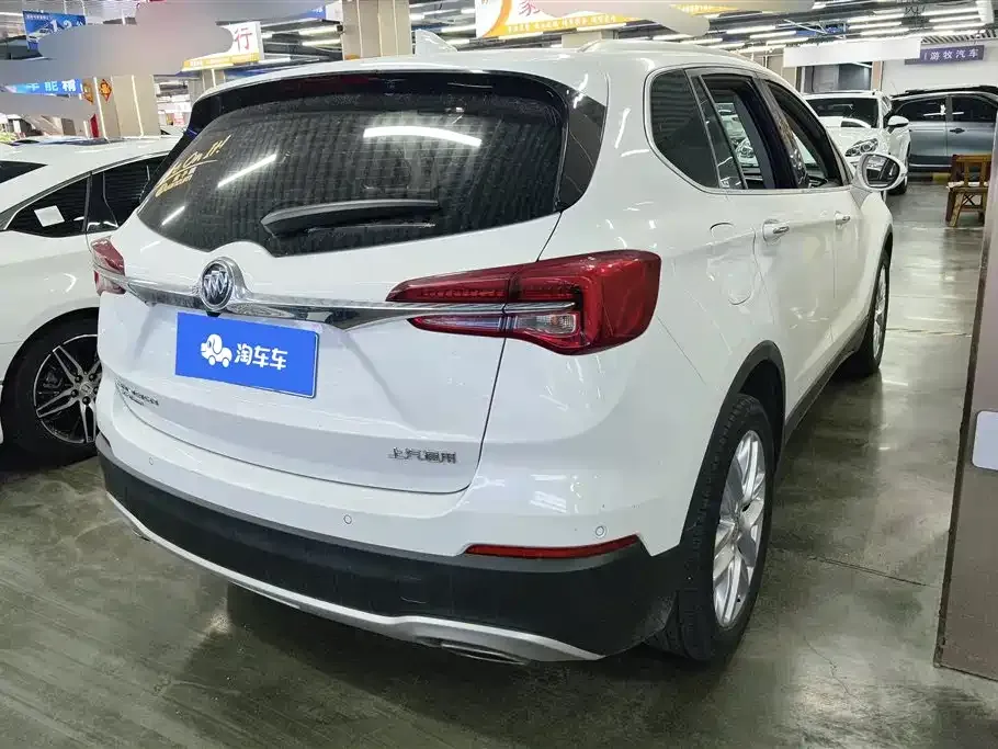 Buick Envision Plus — фото 9