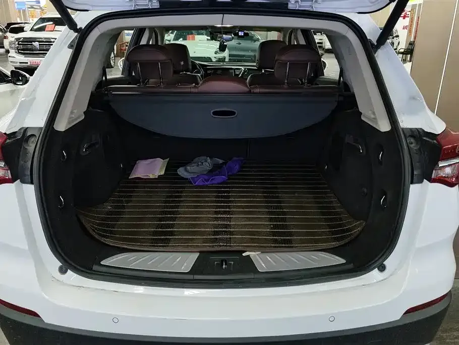 Buick Envision Plus — фото 5