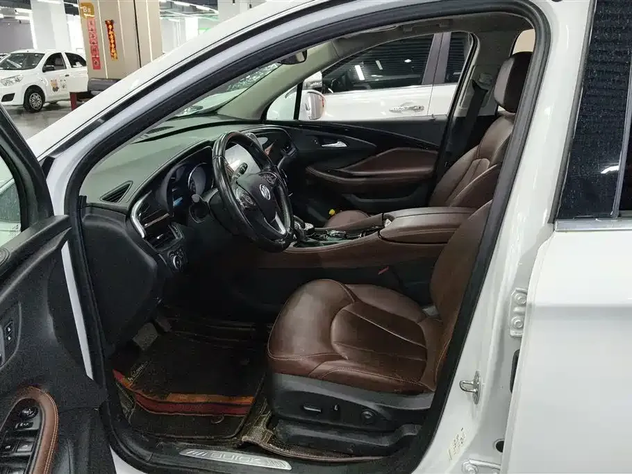 Buick Envision Plus — фото 8
