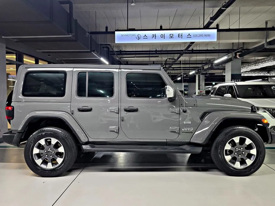 Jeep Wrangler 2022 из KR, фото 6