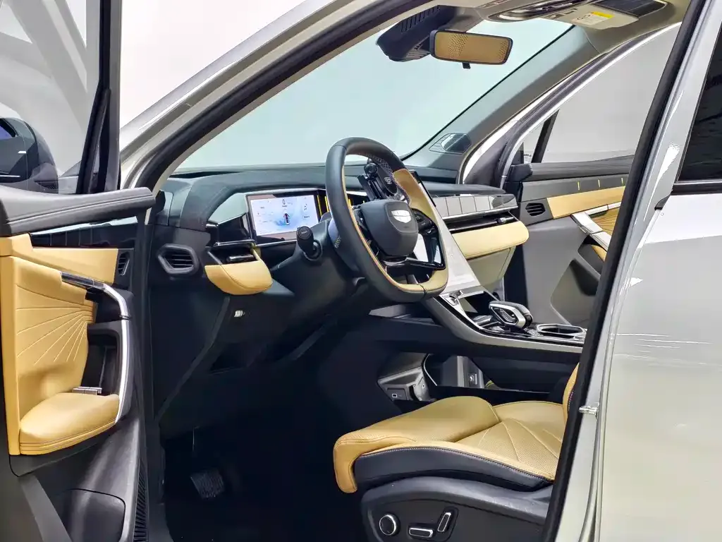 Geely Boyue L 2023 из CN, фото 5