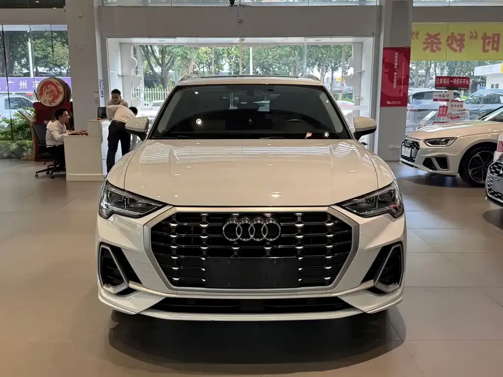 Audi Q3 — фото 2