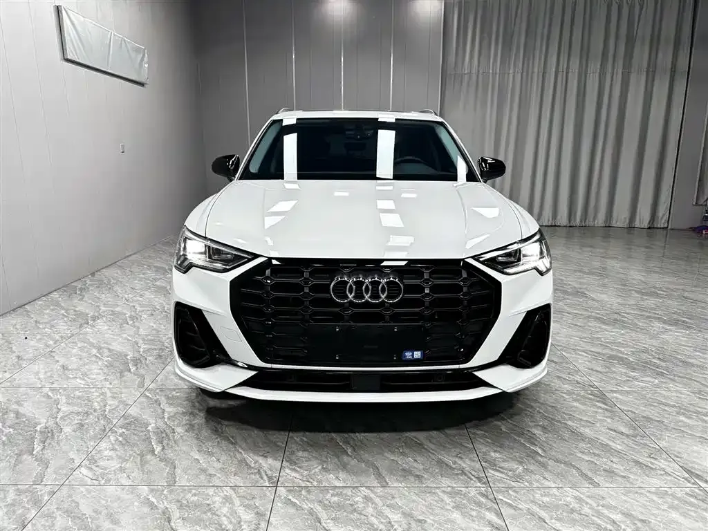 Audi Q3 2023 из CN, фото 10