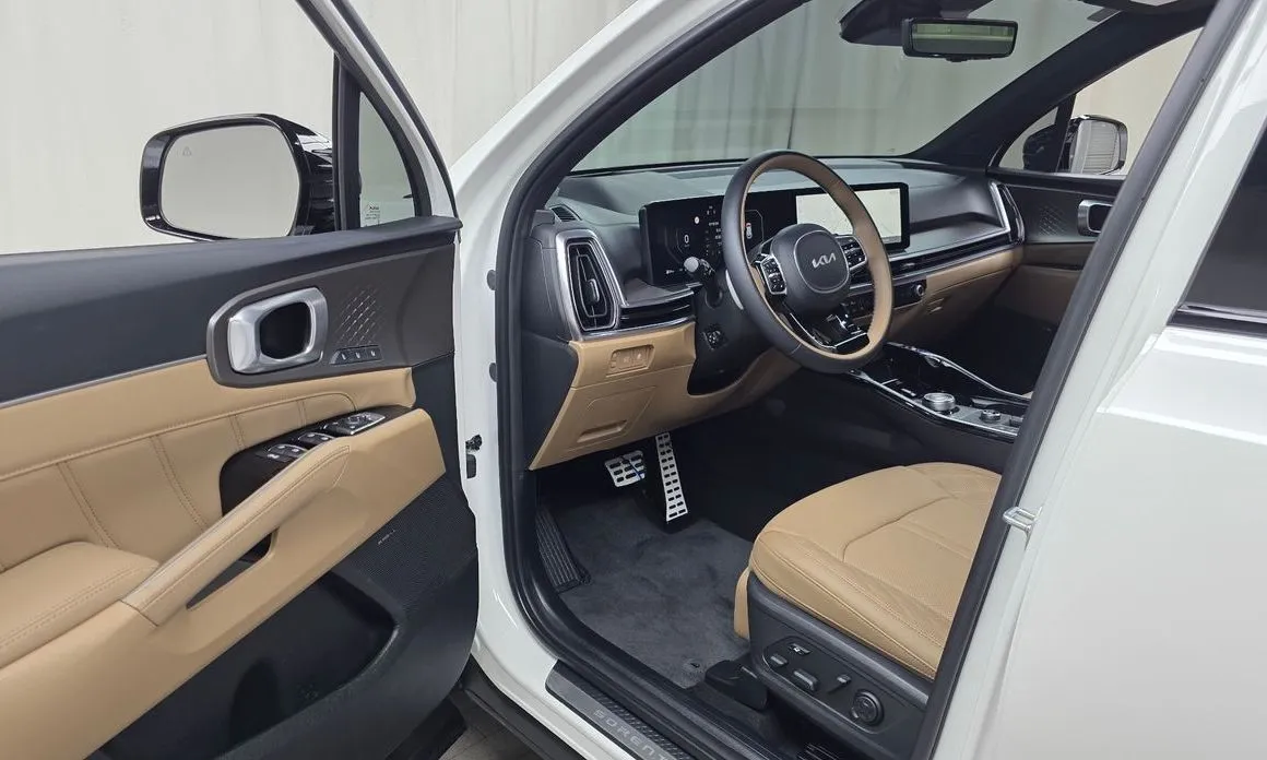 Kia Sorento — фото 6