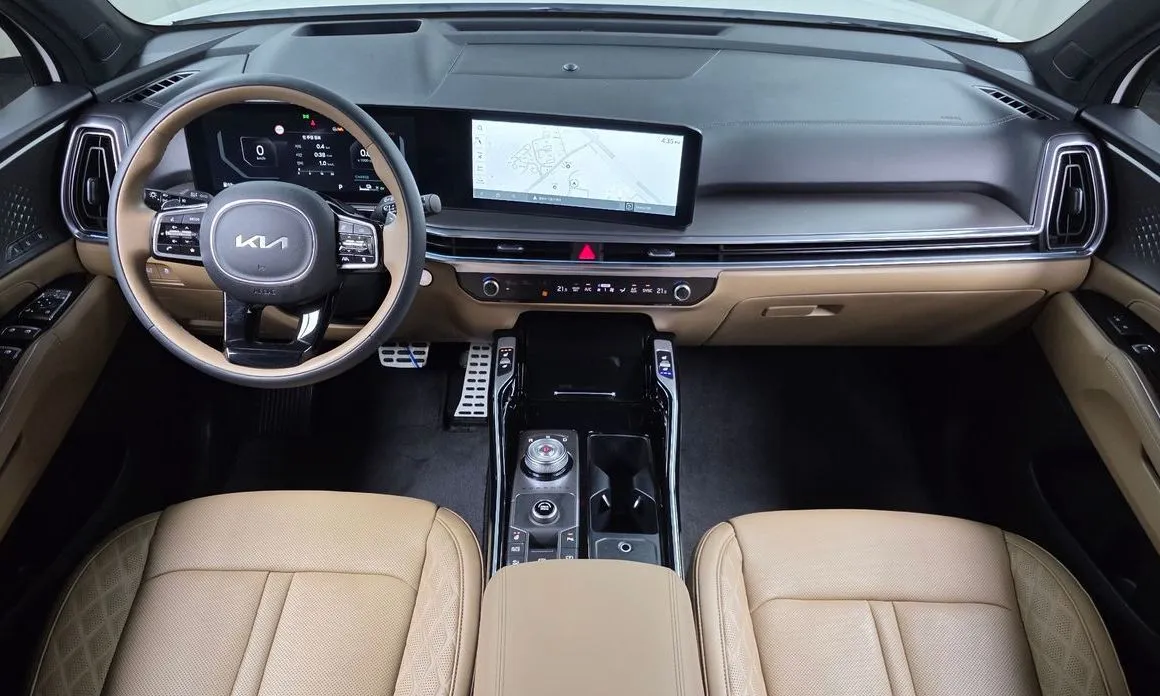 Kia Sorento — фото 10