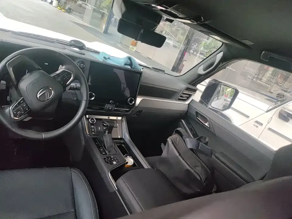 Lexus GX 2025 из CN, фото 6